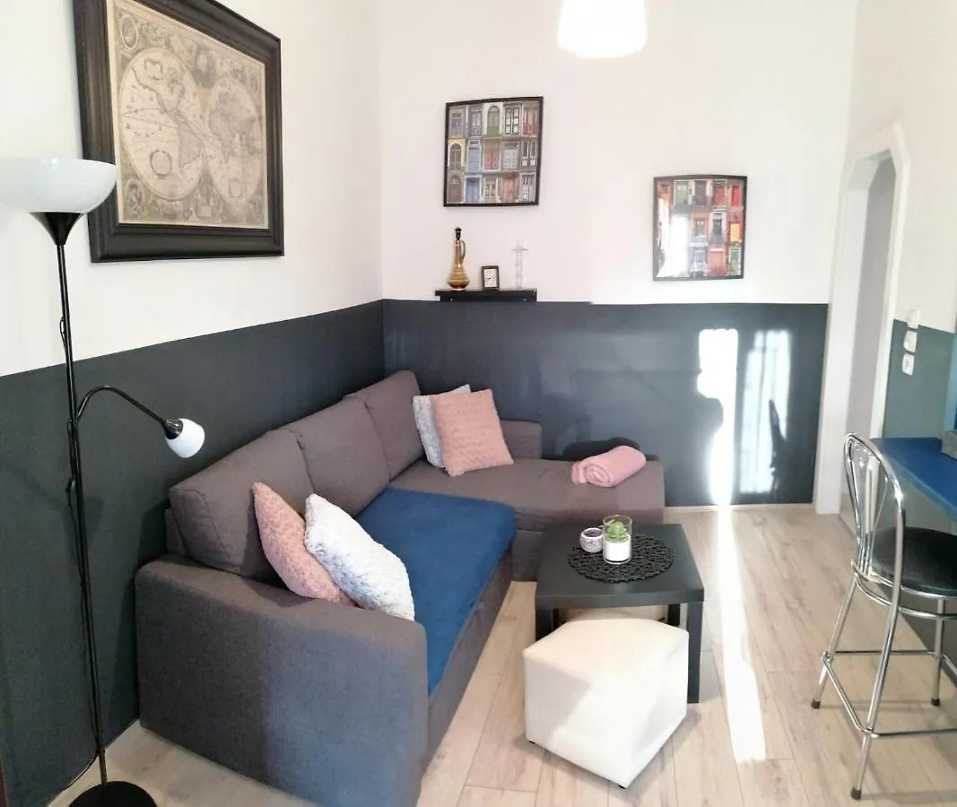 Apartment Nicol Pula