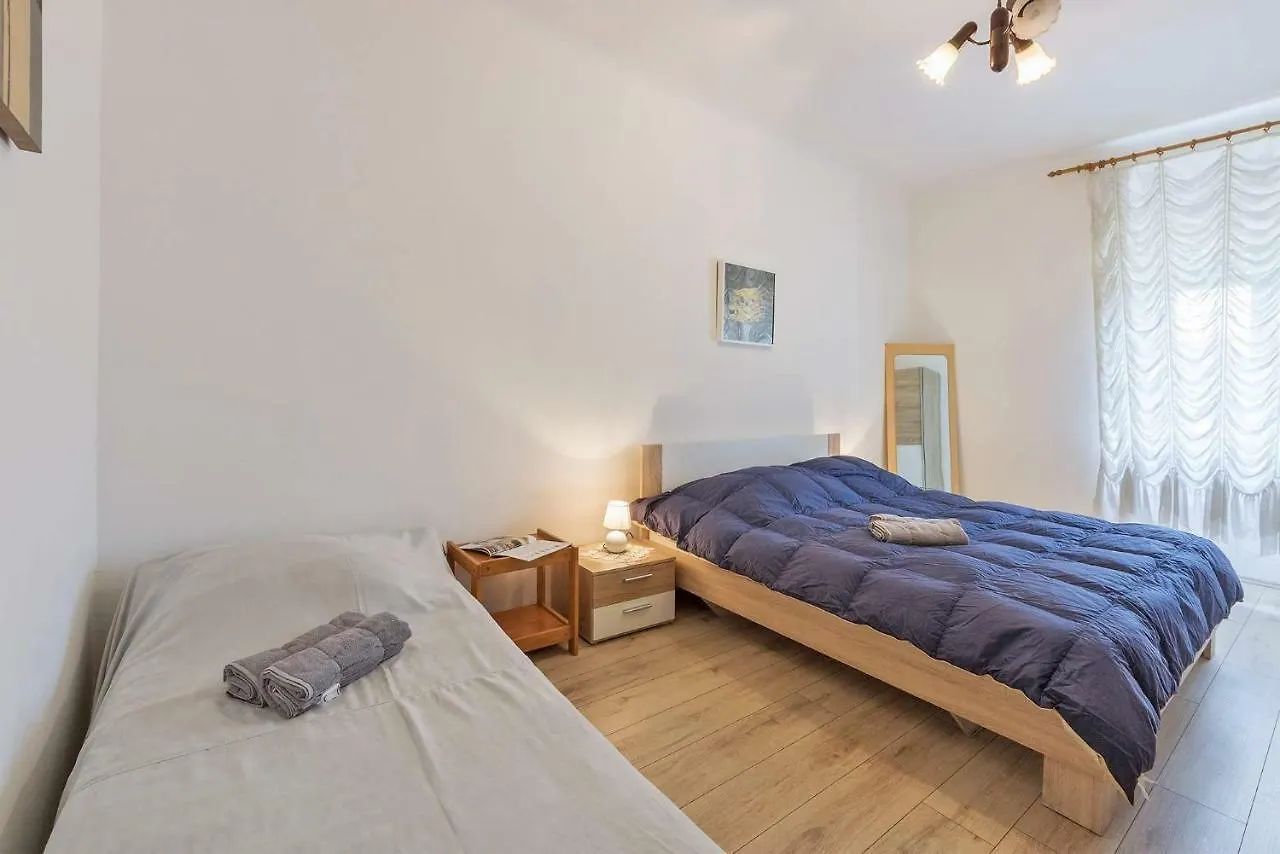 Apartment Nicol بولا